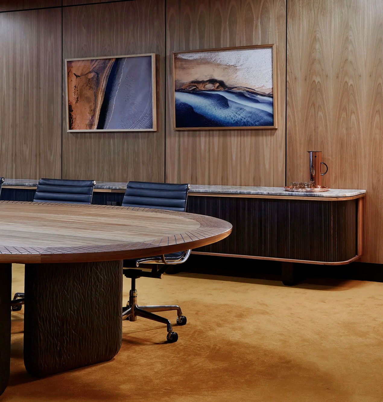 Manapan-Homepage-Commission-Piece-Melbourne-Airport